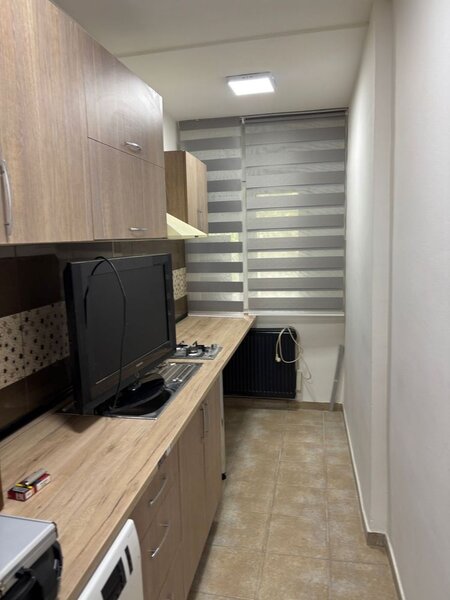 Lacul Tei, aproape Parcul Circului,